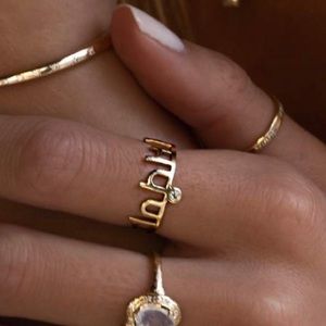 🚫SOLD🚫 Logan Hollowell Surrender Sanskrit Ring 14k yg